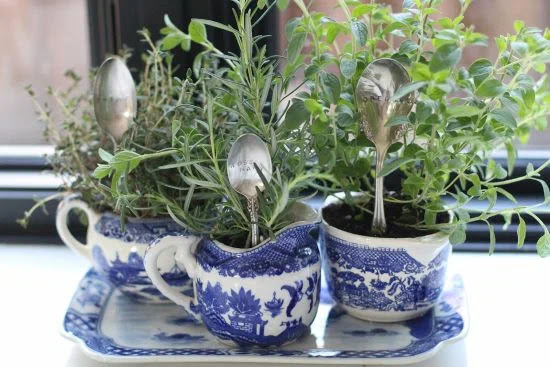 vintage teapot and tea set