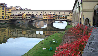 Ponte Vecchio over the river Arno.