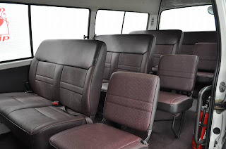 1993 Toyota Hiace Commuter DX for Zimbabwe to Durban