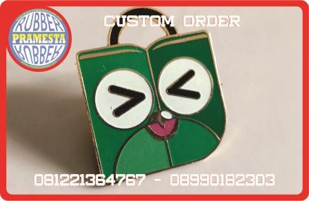 PIN ENAMEL HARD CUSTOM PEMBUATAN ENAMEL PIN DI BANDUNG PIN ENAMEL DI JAKARTA