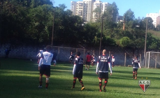 Dragão visita o Tigre, mas não é o Vila Nova!