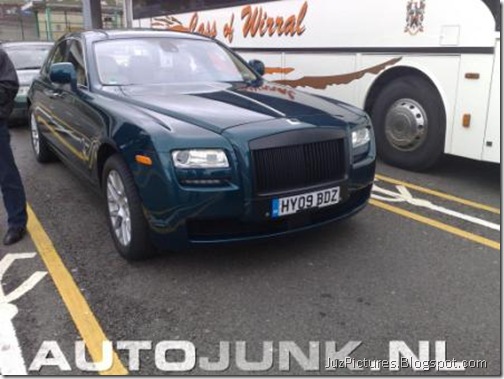 2010-rolls-royce-ghost-front-right1