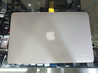 Laptop MacBook Air Mid 2011 11-inch Core i5 1.6GHz RAM 2GB SSD 64GB Seken Mulus