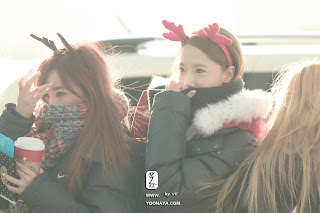 SNSD Tiffany, Yoona Wear Deer Antlers Hairband 3