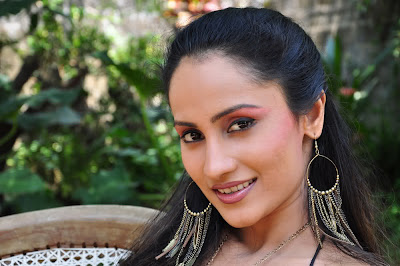 Oshani Dias unseen photo