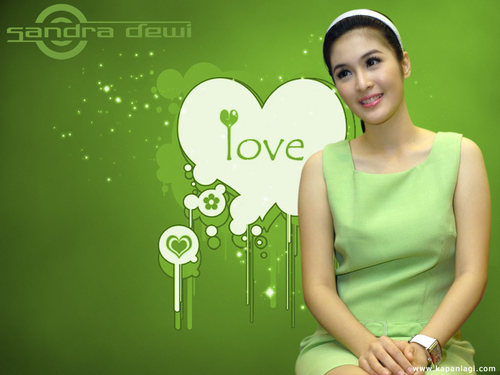 Download foto Sandra Dewi, gambar artis Sandra Dewi