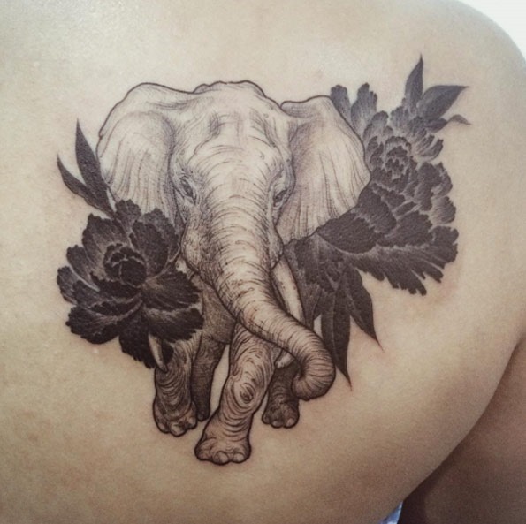 Este floral peça
