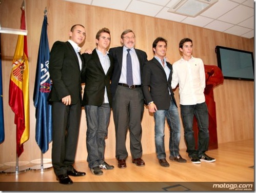 Lorenzo, Terol, Elias and Marquez attend the Spanish Sport Council Gala alongside Jaime Lissavetzky 2010