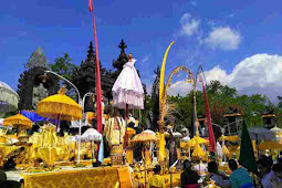 Pura Ponjok Batu Buleleng Bali Tourism