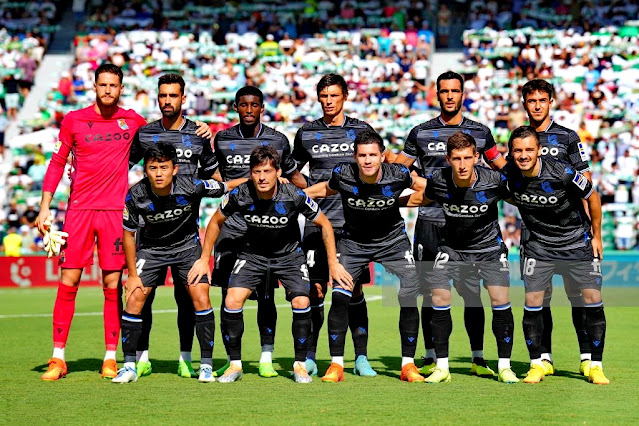 REAL SOCIEDAD DE FÚTBOL. Temporada 2022-23. Remiro, Brais Méndez, Cho, Le Normand, Mikel Merino, Zubimendi. Kubo, Silva, Zubeldia, Ahien Muñoz, Gorosabel. ELCHE C. F. 0 REAL SOCIEDAD DE FÚTBOL DE SAN SEBASTIÁN 1 Sábado 27/08/2022, 17:30 horas. Campeonato de Liga de 1ª División, jornada 3. Elche, Alicante, estadio Manuel Martínez Valero: 22.656 espectadores. GOLES: 0-1: 20’, Brais Méndez.