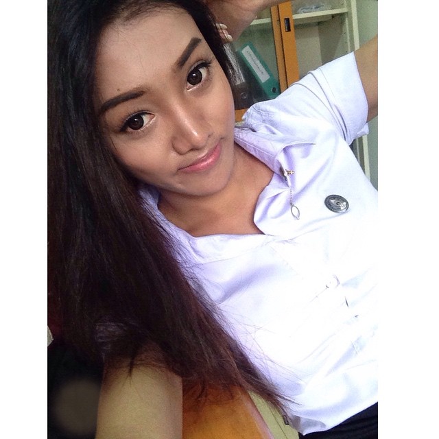 Chatchapa Trepkunanon most beautiful thai transgender schoolgirl