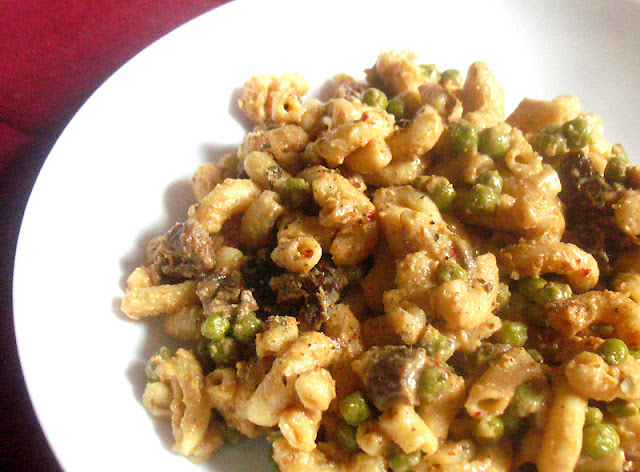 Pea Macaroni and Cheese