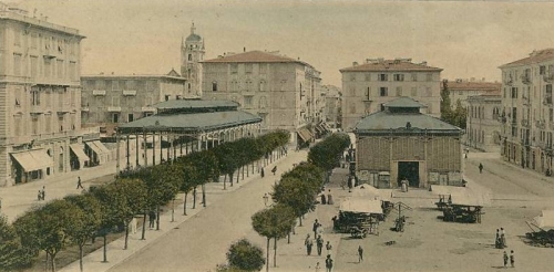 Le tettoie liberty di Piazza Cavour