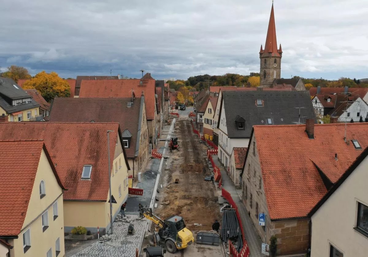 Αεροφωτογραφία της ανασκαφής στην οδό Würzburger. [Credit: Κρατικό Γραφείο Συντήρησης Μνημείων της Βαυαρίας]