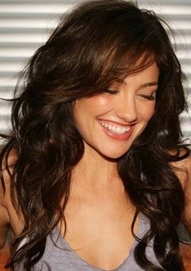 Shoulder Length Curly Hairstyles With Fringe Layer Bangs