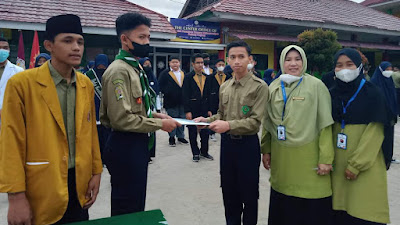 MA KMM Kauman Muhammadiyah Padang Panjang Gelar Pelantikan Bersama Organisasi Santri