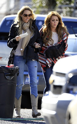 Miley Cyrus With her Mom in New Orlean