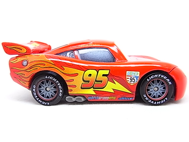 cars 2 lightning mcqueen exclusive Posted by mbed2006 at 721 AM 0 comments