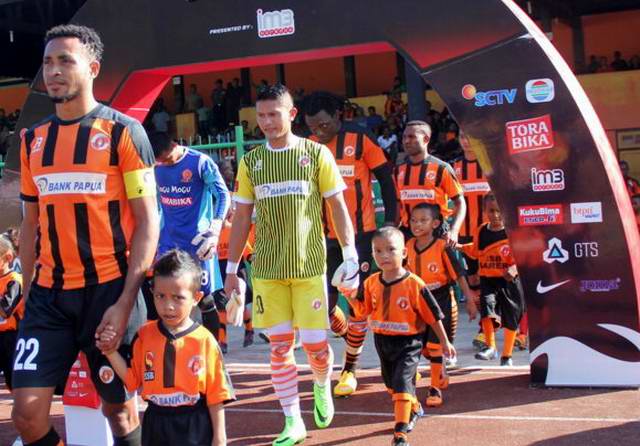 Perseru Serui vs Borneo FC