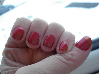 Red winter nails looks manicure scotch tape sellotape mani