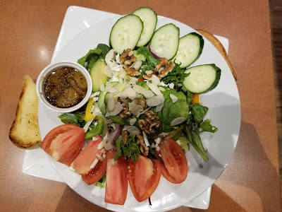 Copper Kettle salad Regina.