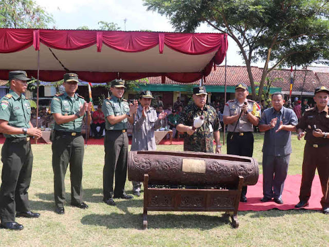 Yazid Mahfudz Buka TMMD Sengkuyung Tahap I 2019 di Kebumen