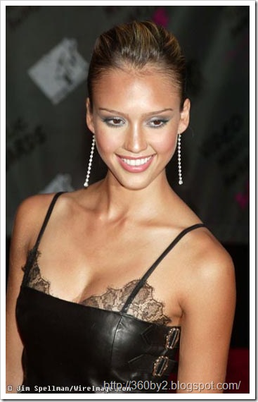 Jessica_Alba_28_3