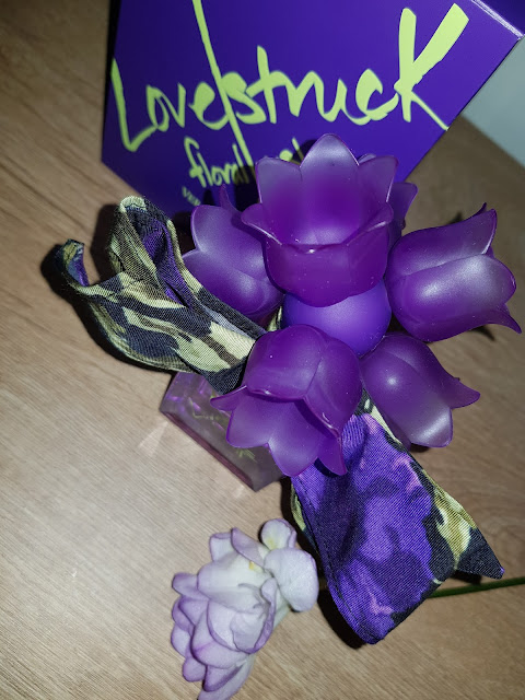 Lovestruck Floral Rush de la Vera Wang