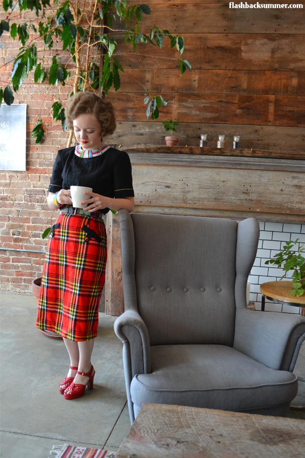 Flashback Summer: Maasai-Inspired Ensemble, 1940s intercultural vintage shuka