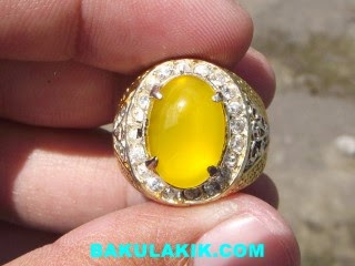 batu akik garut kuning}