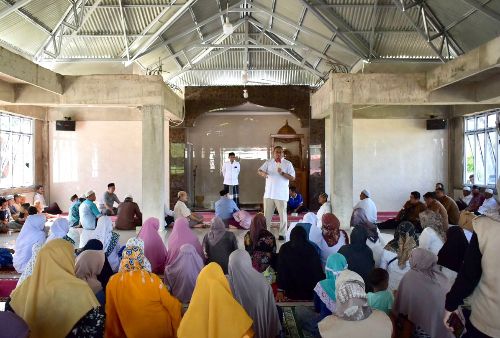 Andre Rosiade Bantu Pembangunan Masjid Jabal Tursina Padang Selatan