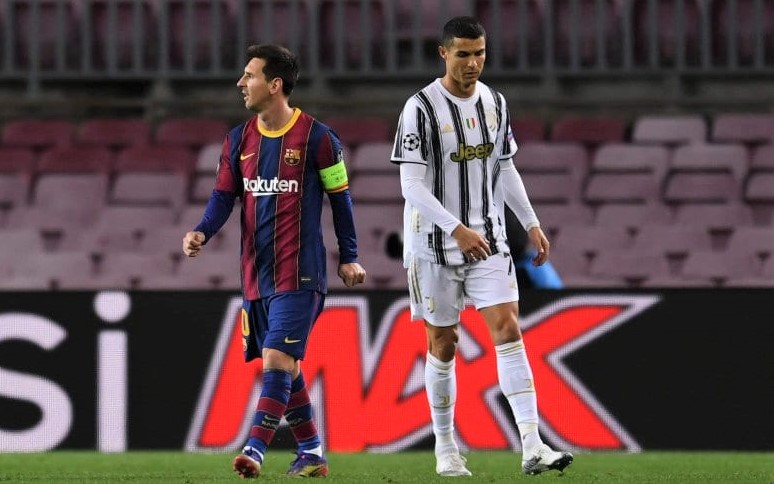 Lionel Messi y Cristiano Ronaldo en un partido.
