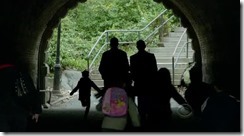 person of interest s1e1[00-09-36]