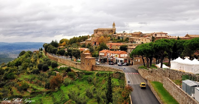 Medival town of Montalcino. 