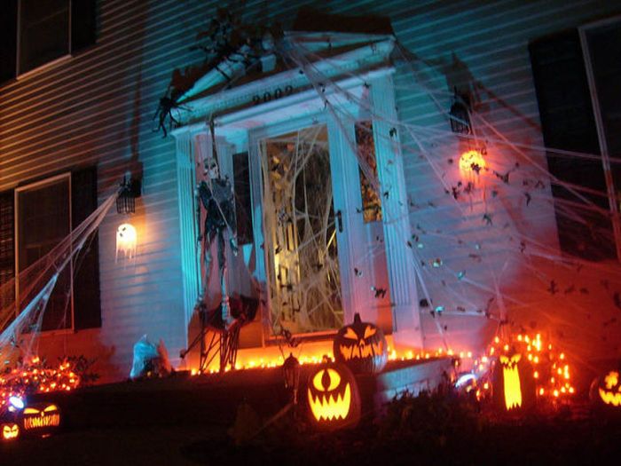 Spooky Halloween  Front Yard  Decorations  Damn Cool Pictures