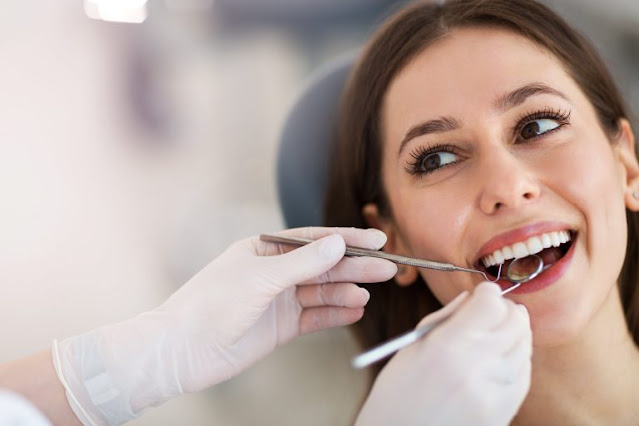 Teeth whitening dentist