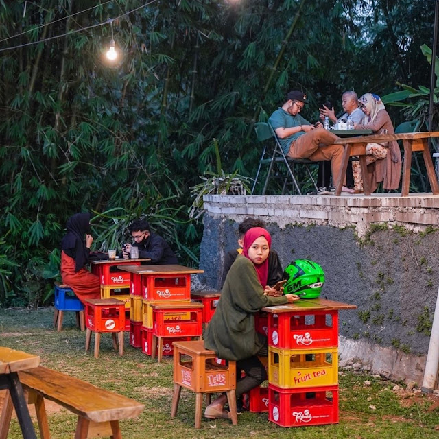 Warung Plosok Pasir Muncang Bogor Jawa Barat