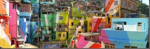 Pinturas coloridas na Favela de Santa Marta no RJ (10)