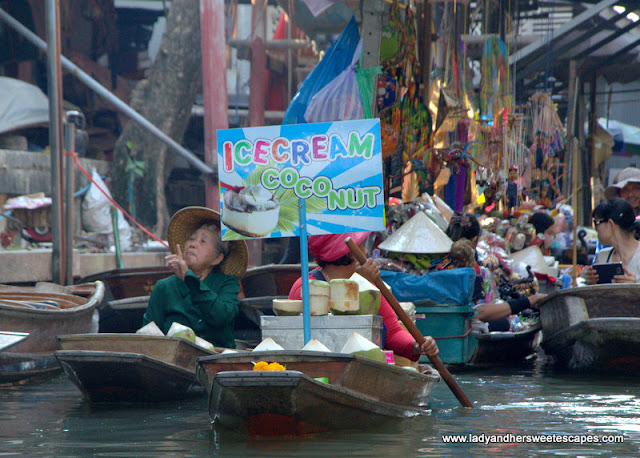 coconut ice cream in Damnoen Saduak floating market