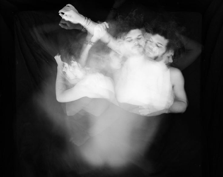 sleeping-couples-schneggenburger-2