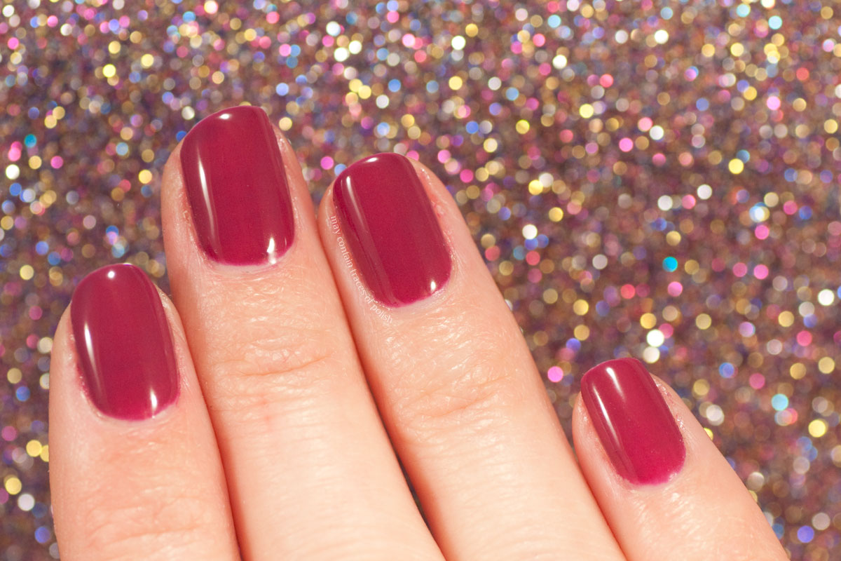 Pink Gellac Luminous Collection - 334 Pomegranate Red