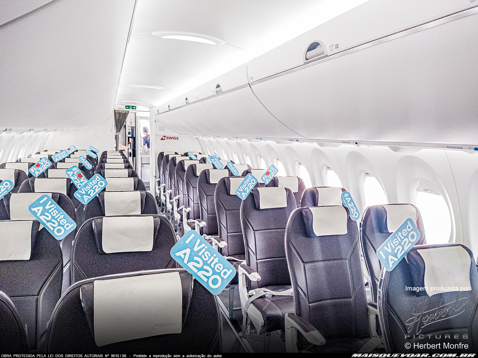 Passenger Cabin configured in Economy Class on the Airbus A220-300 | HB-JBU | Swiss | published by MAIS QUE VOAR | Photographed by © Herbert Monfre - Herbert Pictures | Hire the photographer for your events at cmsherbert@hotmail.com