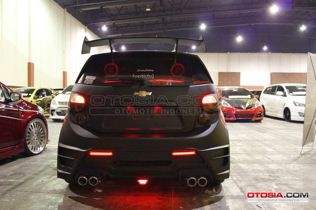 Foto Mobil Chevrolet Aveo Modifikasi Keren Ala Transformers