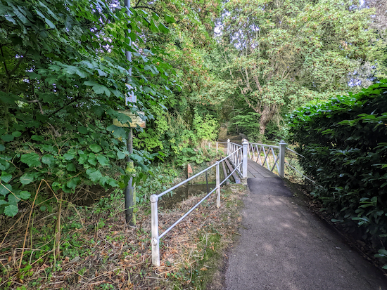 The Fleece Lane footbridge across the River Quin