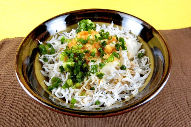 しらすおろし丼