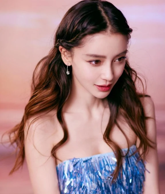 Kepergok Masih Stalking Mantan Suami, Angelababy Ngaku Kesepian