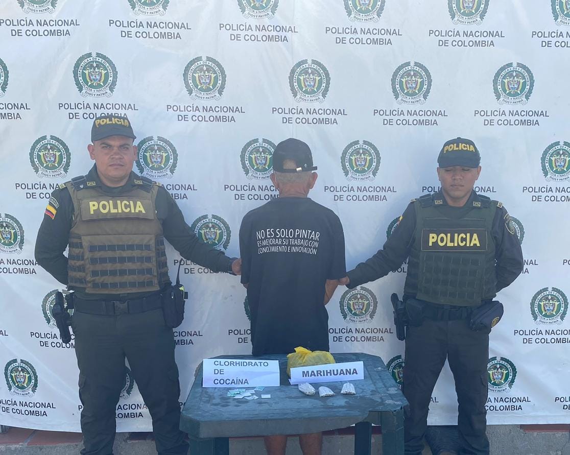https://www.notasrosas.com/En Paraguachón, Policía Guajira incauta 46 dósis de marihuana y clorhidrato de cocaína