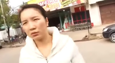 Video viral: China puteando al camarógrafo y periodista