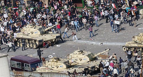 Rioting protesters in Cairo