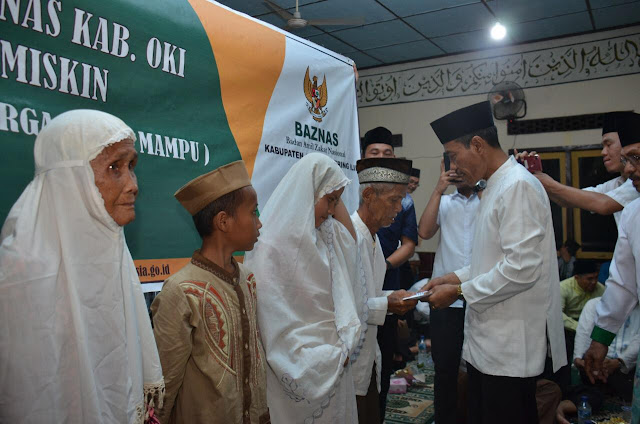 Optimalkan Zakat untuk Pengentasan Kemiskinan 